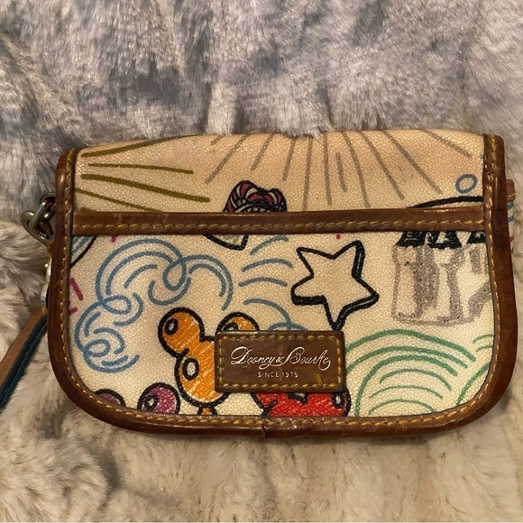Retired Vintage Dooney & Bourke Disney Sketch Print Wristlet - Picture 2 of 10